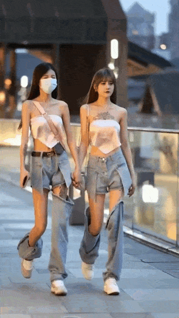 c7db3a7190pb051138ede1ef04828c3fa7e9976f8.gif