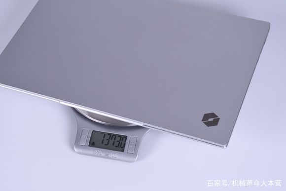 bca195afa40f4bfbb344f2ba464f78f0f53618ef.jpg